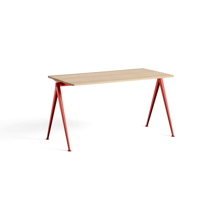 Pyramid 01 skrivebord 140x65x74 cm - Mattlakkert eik-tomato red ben - HAY