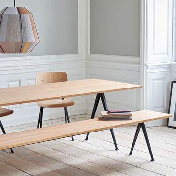 Pyramid benk - Oak matt lakkert-190cm-svart stål stativ - HAY