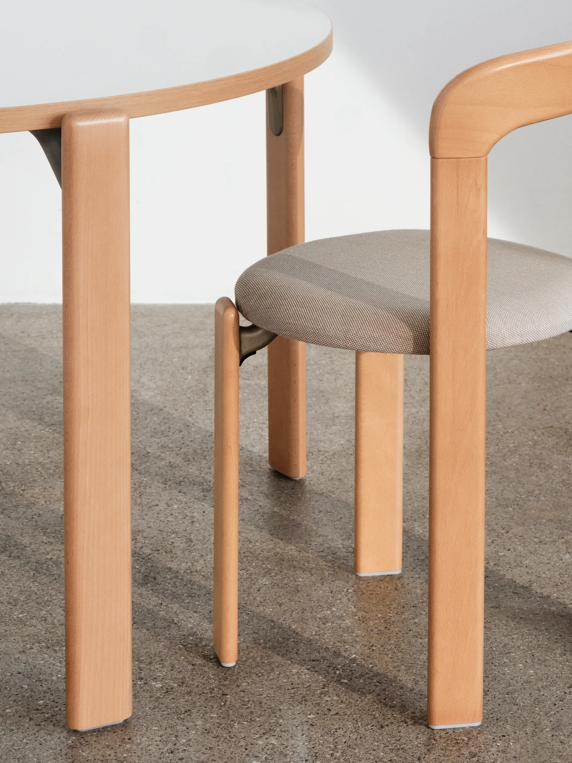 Rey kledd stol, stoff Steelcut Trio 213 Golden HAY