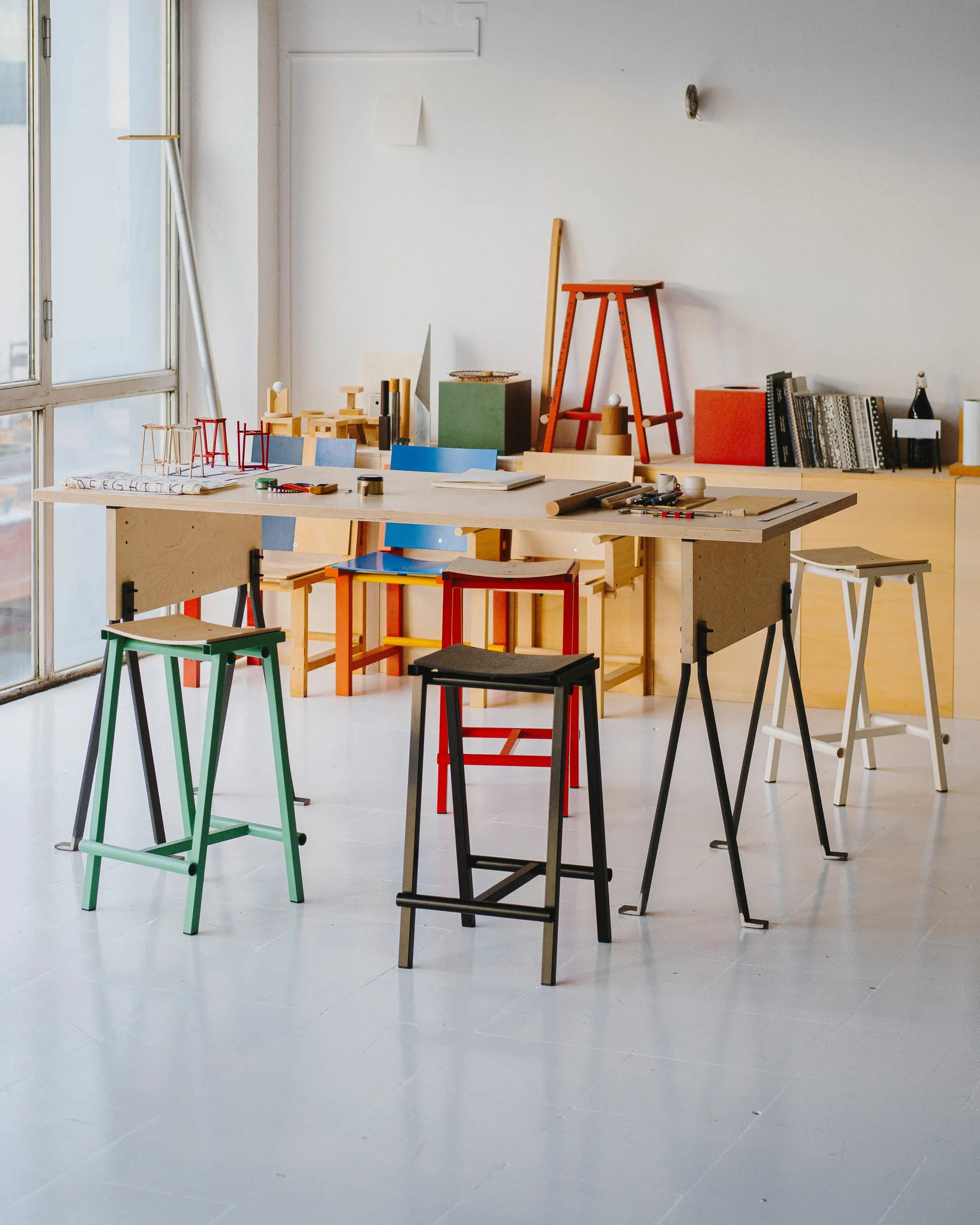 Taburett 8 high barstol 75 cm, Svart HAY