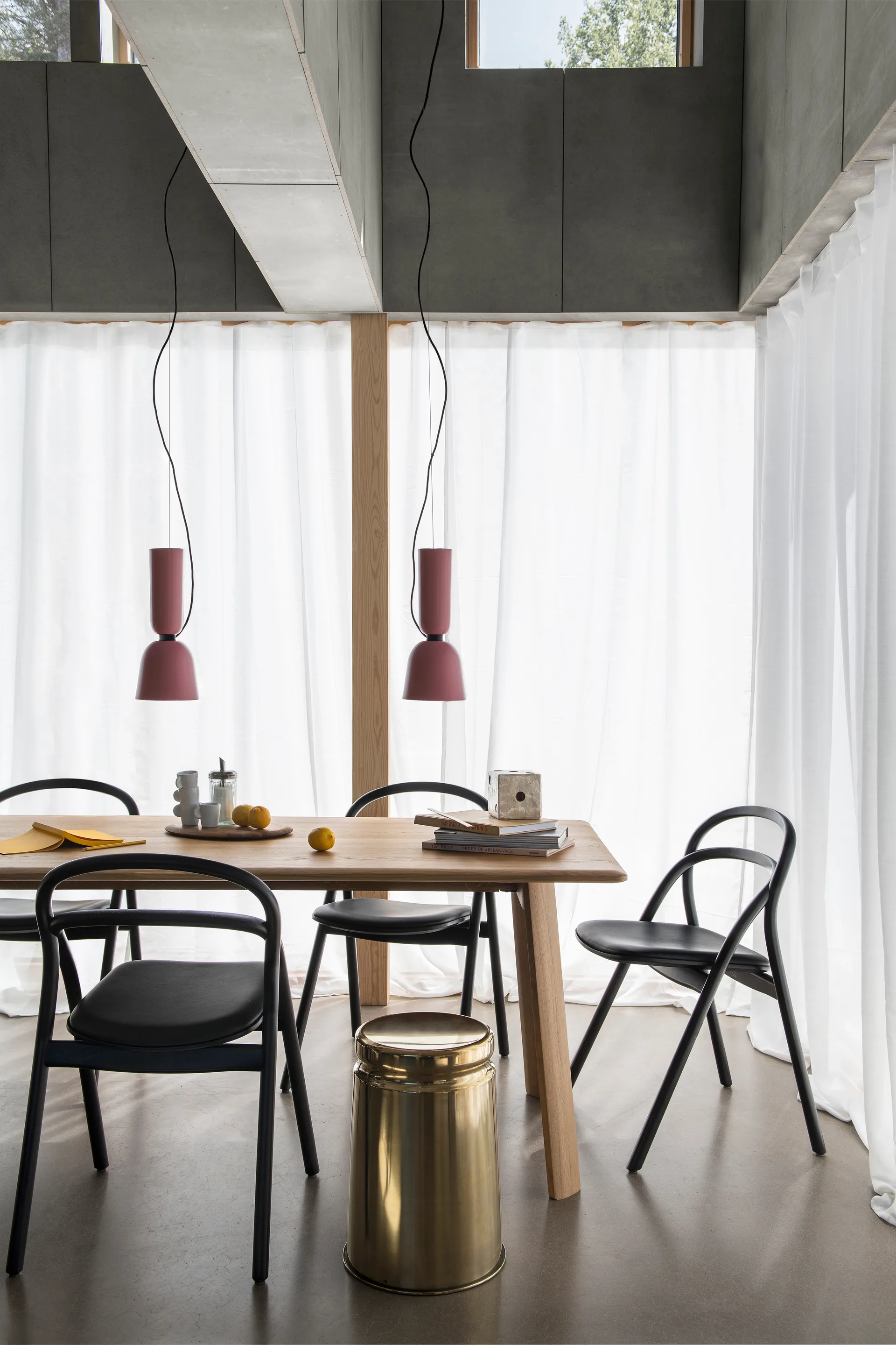 Last krakk Ø32x44 cm, Brass Hem