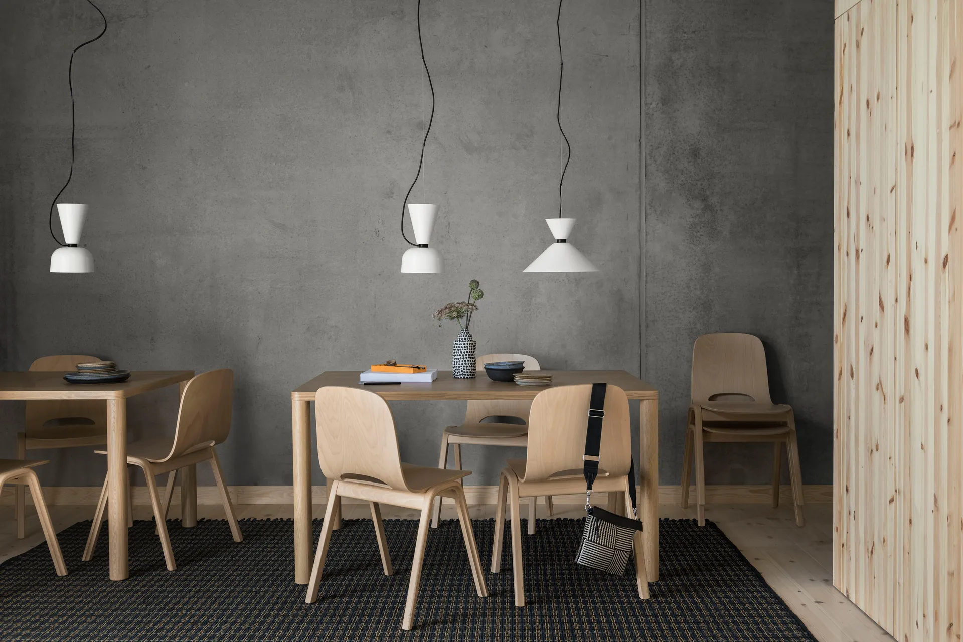 Touchwood stol, Bøk Hem