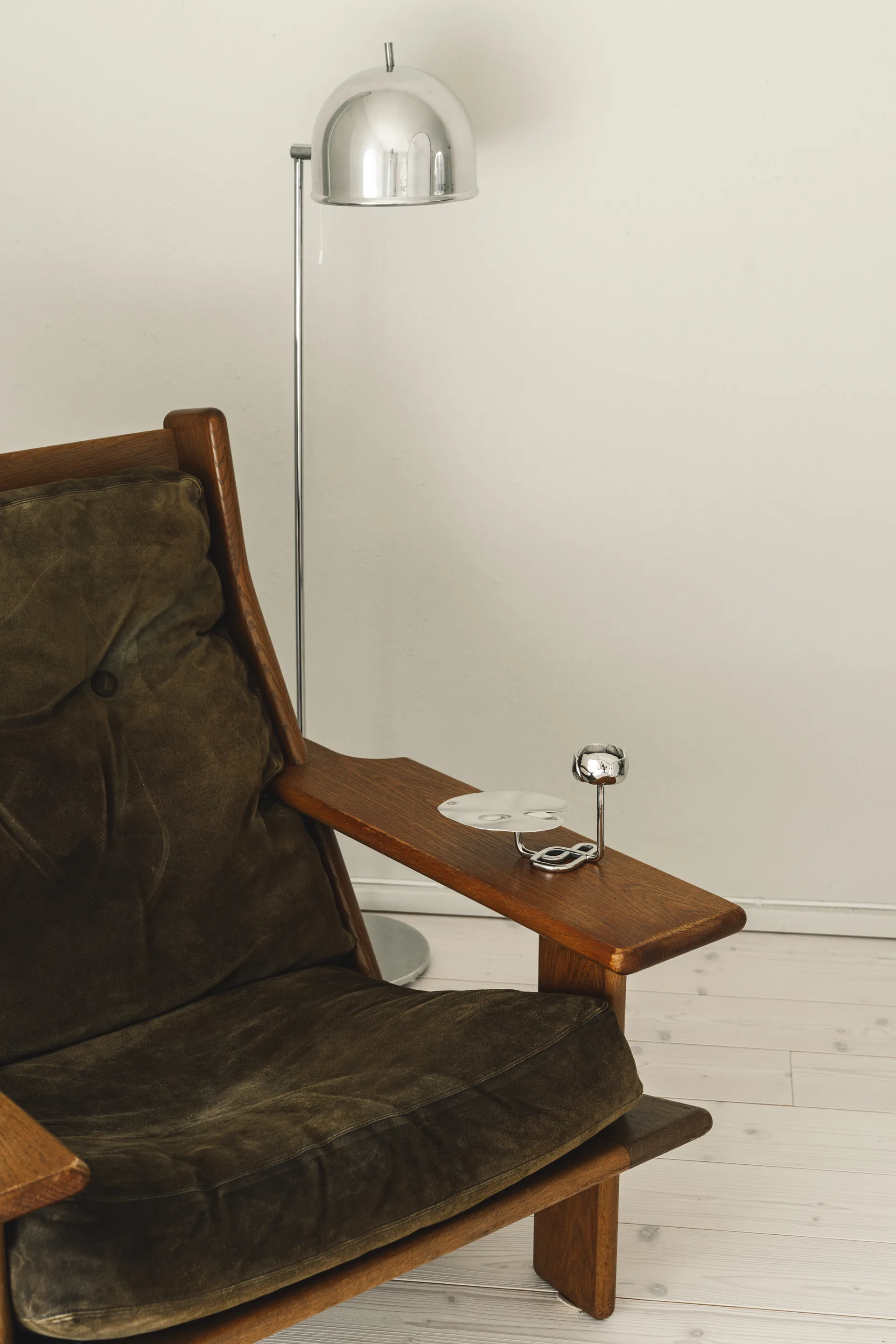 Ninfea No.2 lysestake, Forkrommet messing Hilke Collection