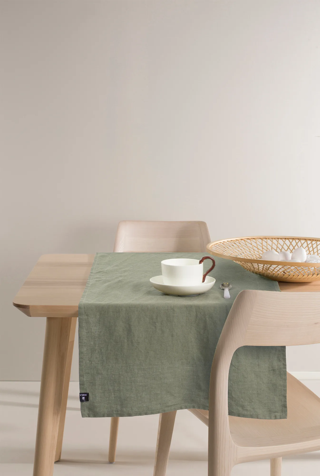 Sunshine bordløper, Sage Himla