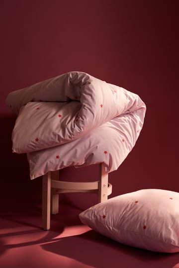 Daisy sengesett 150x210 cm - Pink-rød - Juna