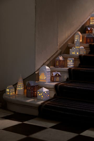 Gingerbread lyshus - Christmas Barn 11,5 cm - Kähler