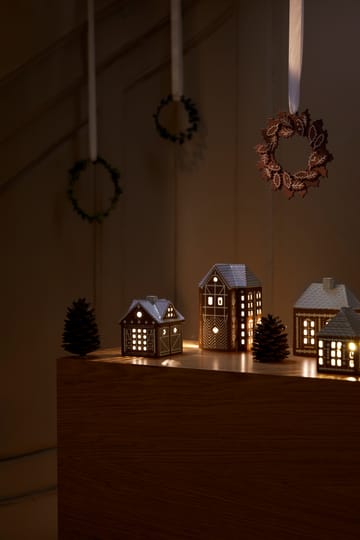 Gingerbread lyshus - Christmas Barn 11,5 cm - Kähler