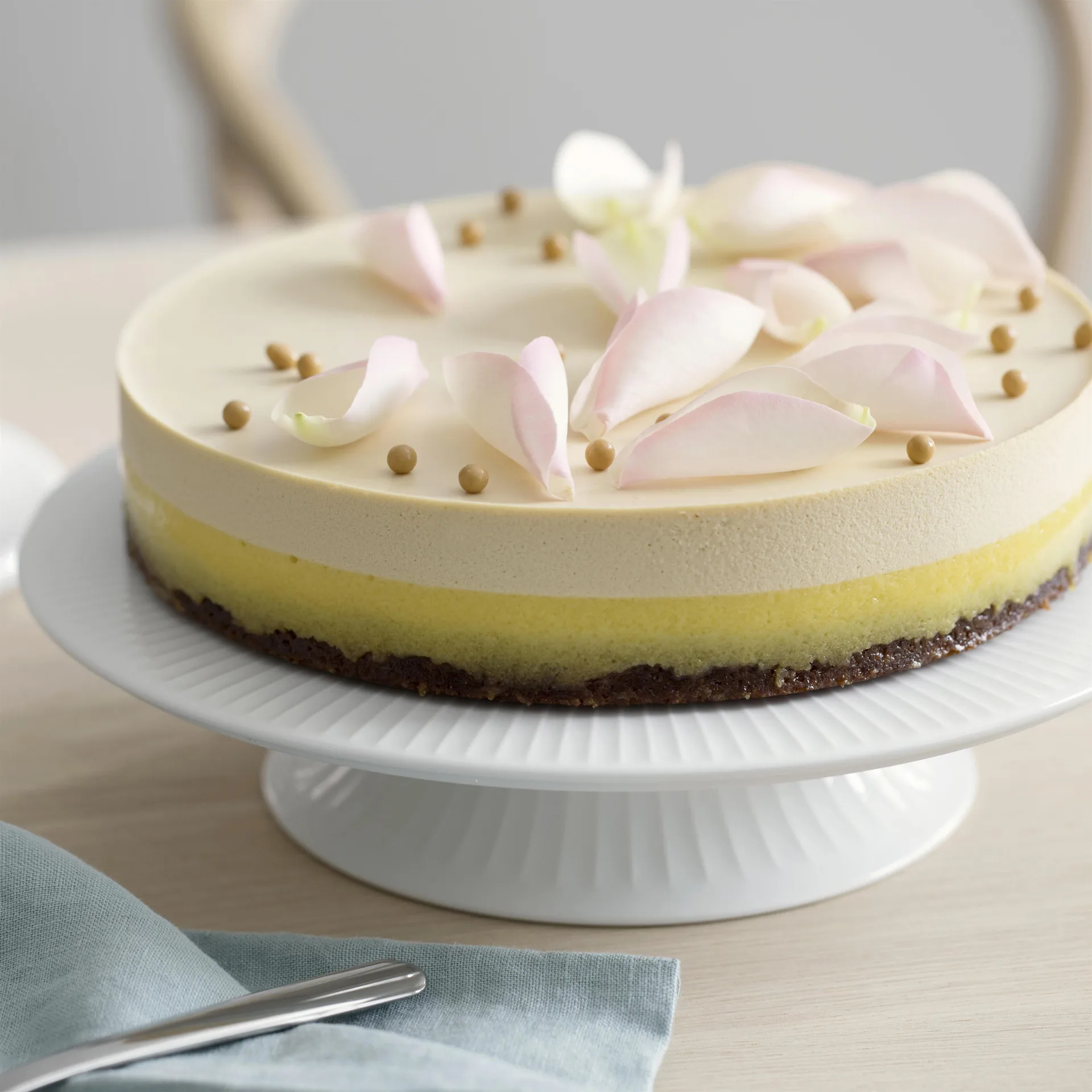 Hammershøi kakefat på fot Ø30 cm, hvit Kähler