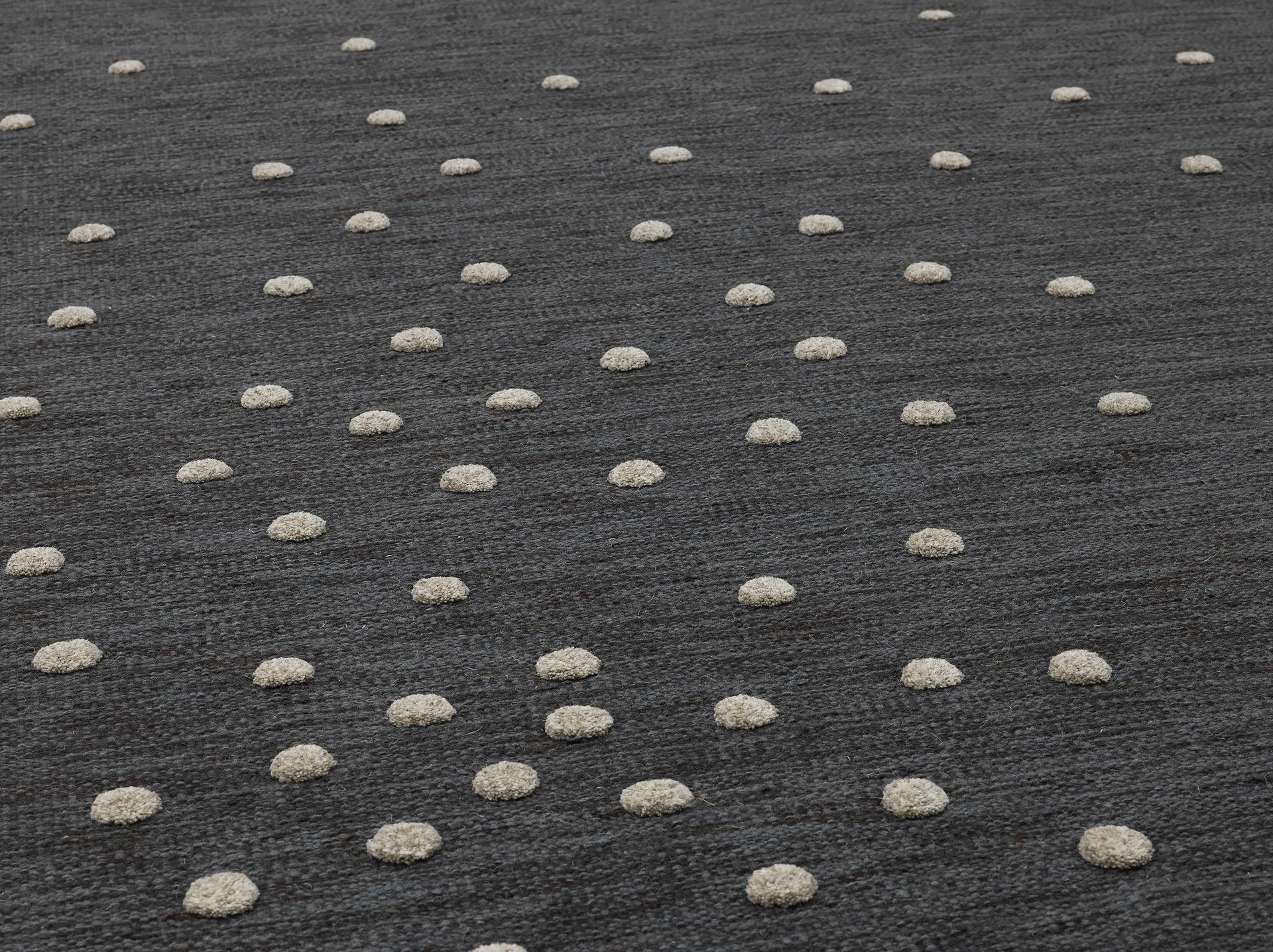 Bula teppe, Nearly Black, 200x300 cm Kateha