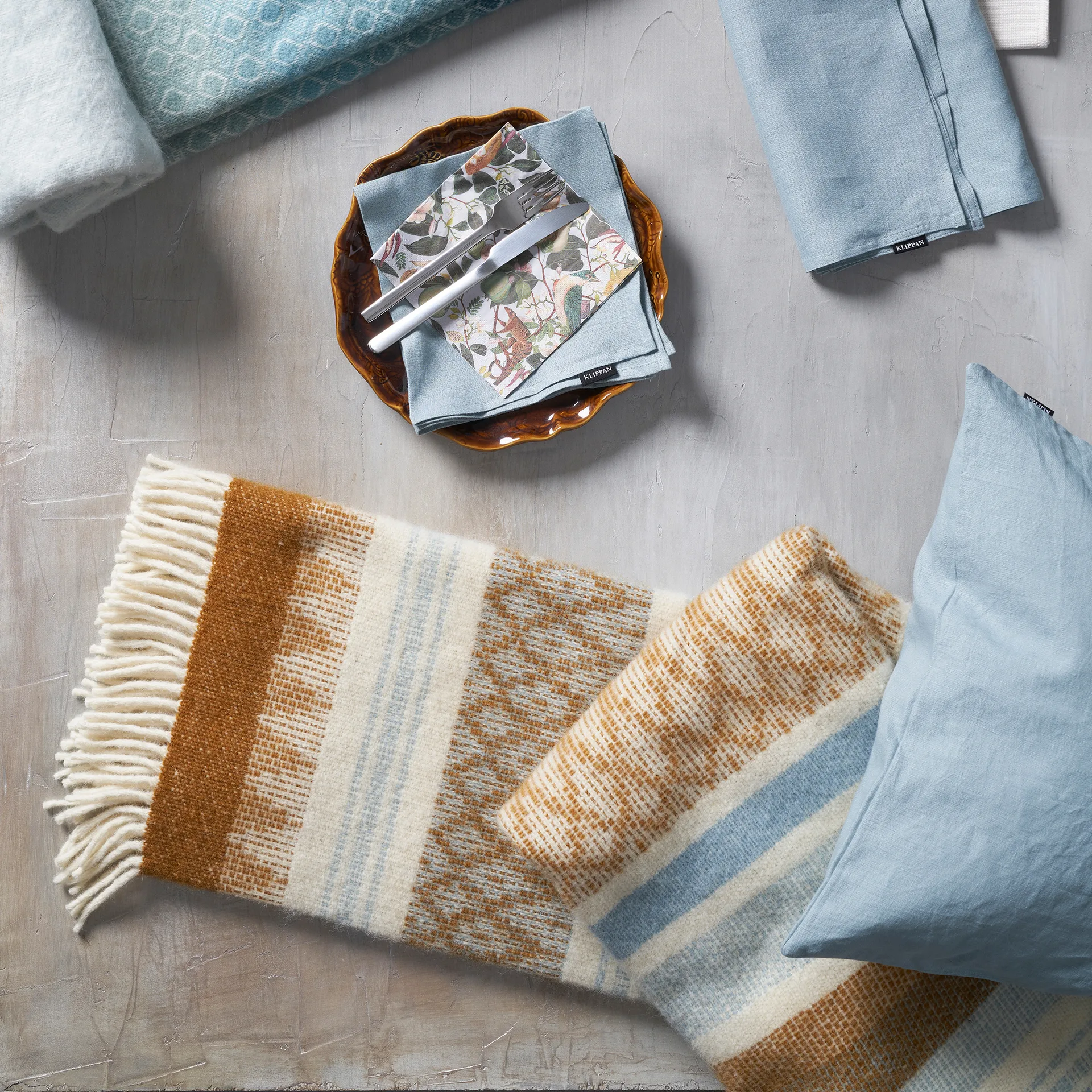 Freja ullpledd, Amber Klippan Yllefabrik