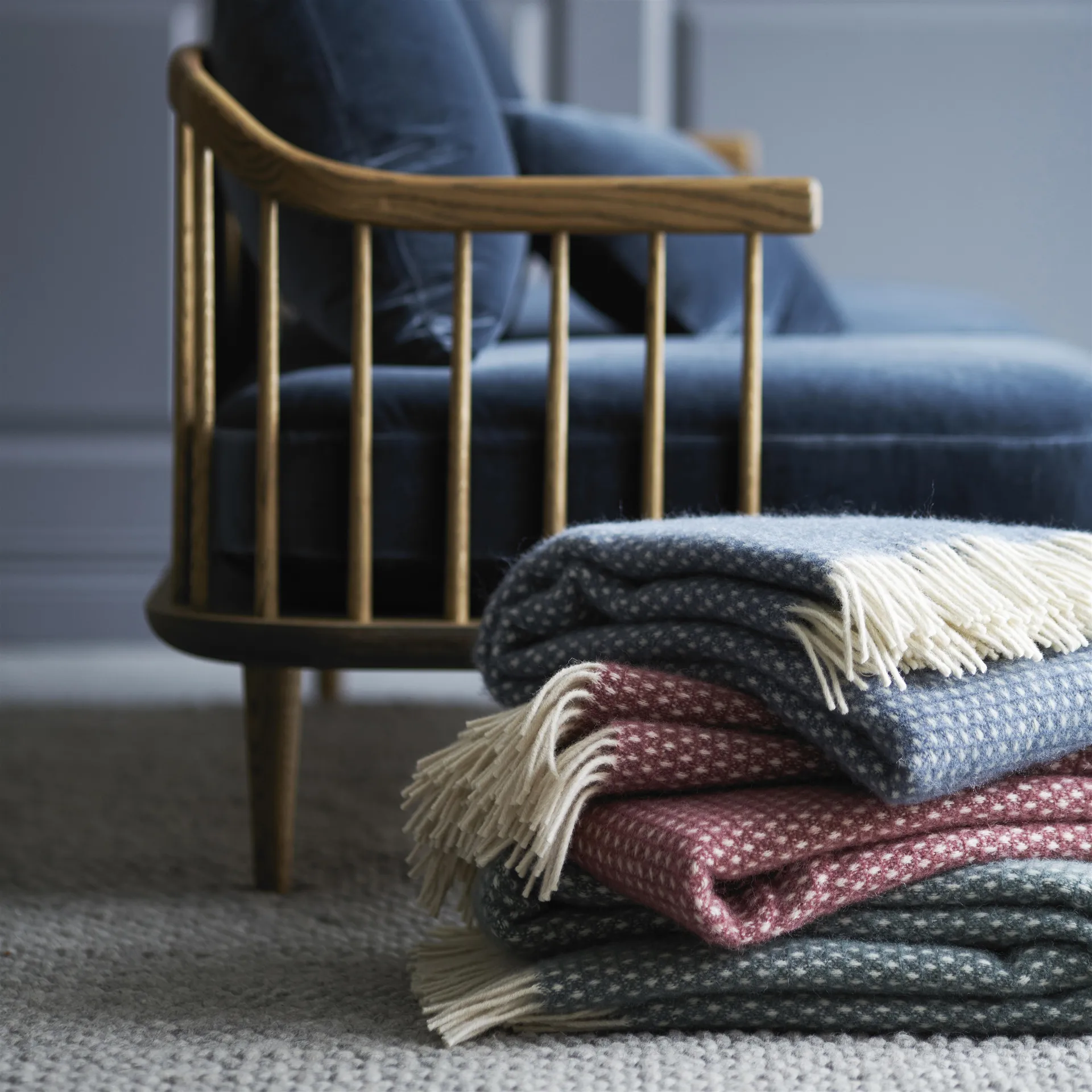 Knut pledd ull, blå Klippan Yllefabrik