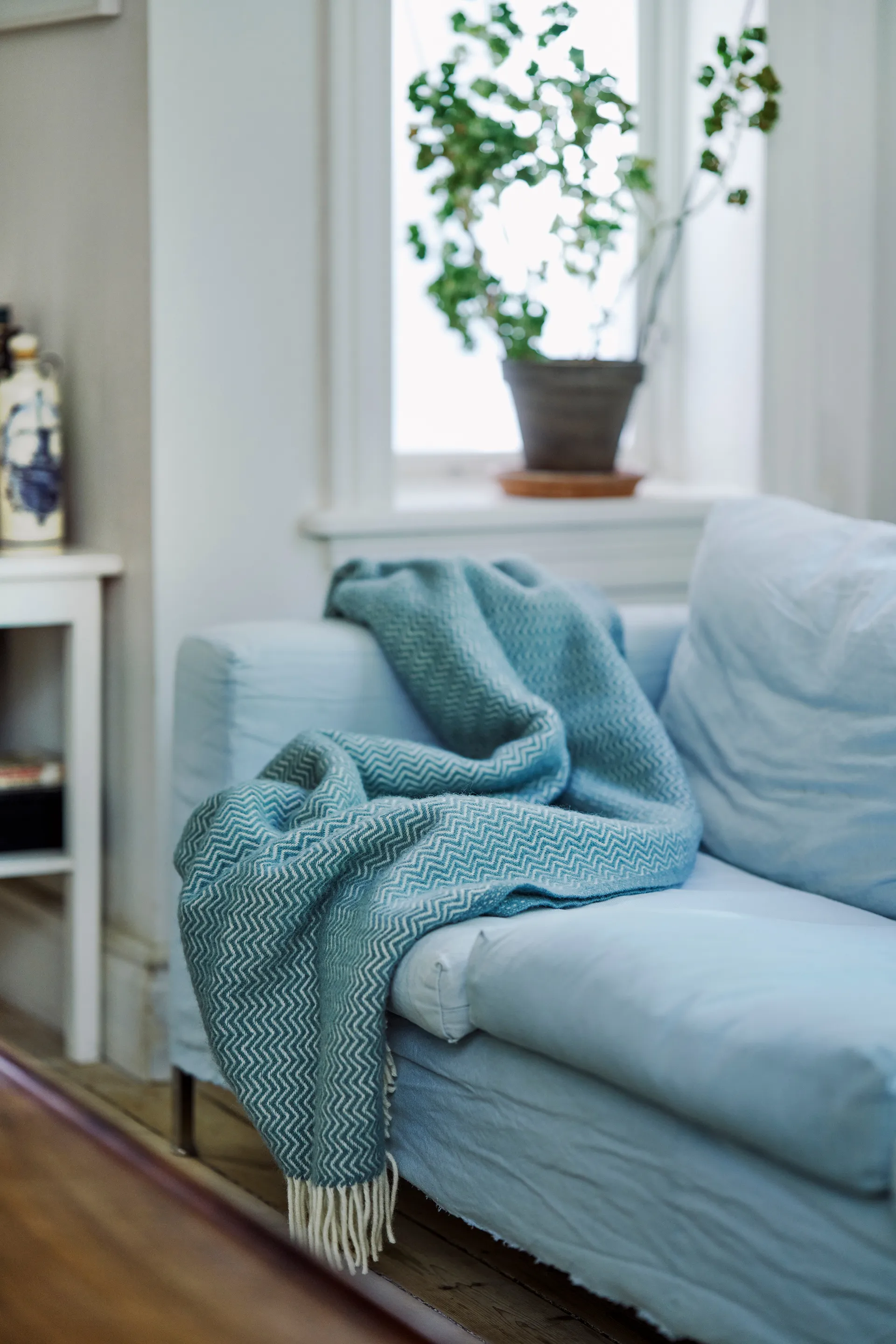 Sorbet ullpledd 130x200 cm, Silky blue Klippan Yllefabrik