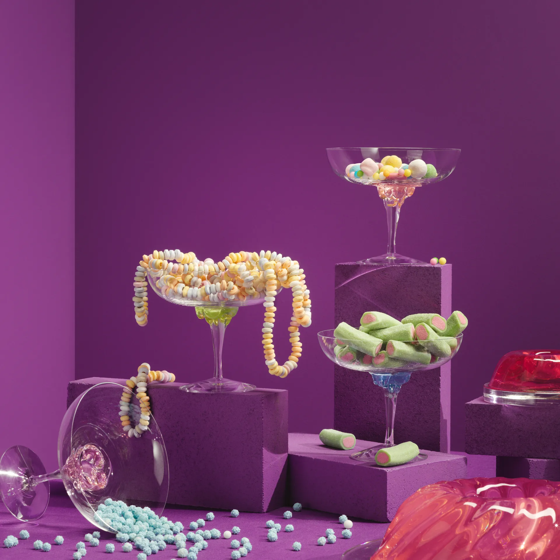 Sugar Dandy coupeglass 32 cl, Blå Kosta Boda