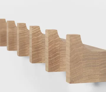 Column knaggrekke 49 cm - Lysoljet eik - Kristina Dam Studio