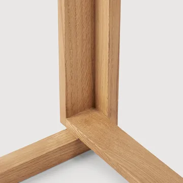 Outline barstol 75 cm - Varm lakkert eik-børstet stål - Kristina Dam Studio