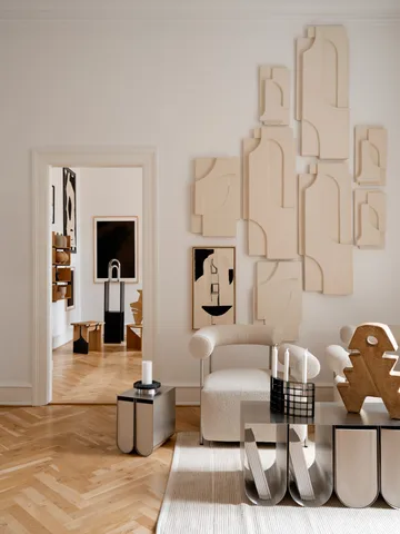 Serif Relief veggdekorasjon M - Off white - Kristina Dam Studio