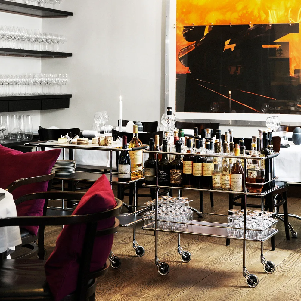 Cargo serveringsvogn, Svart laminat-krom Lammhults