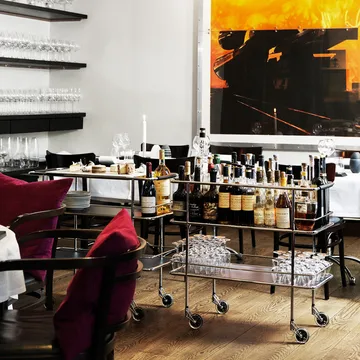 Cargo serveringsvogn - Svart laminat-krom - Lammhults