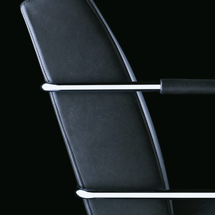 Cinema sofa, Elmo nordic svart-kromben Lammhults