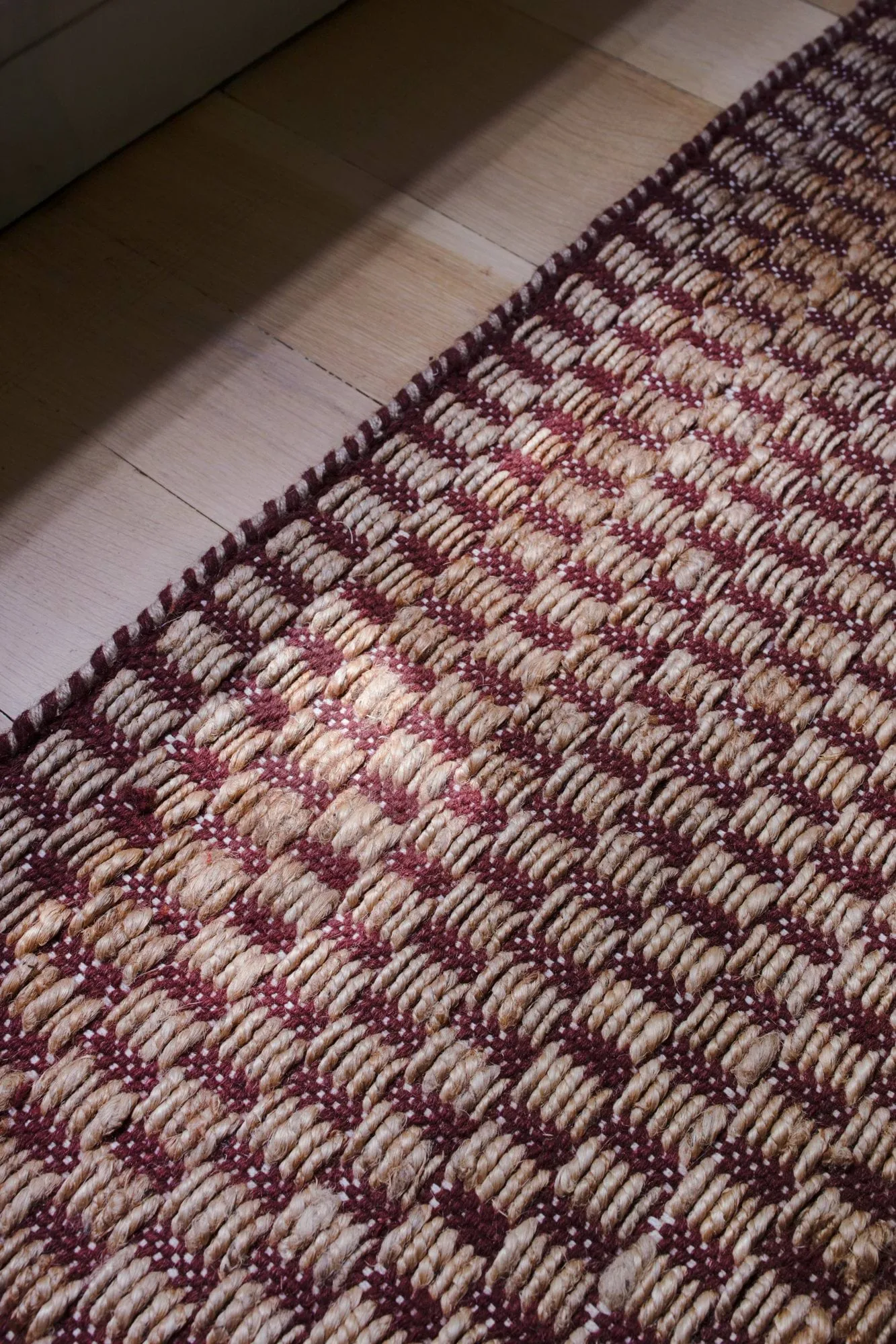 Barley jutematte, Burgundy, 250x350 cm Layered