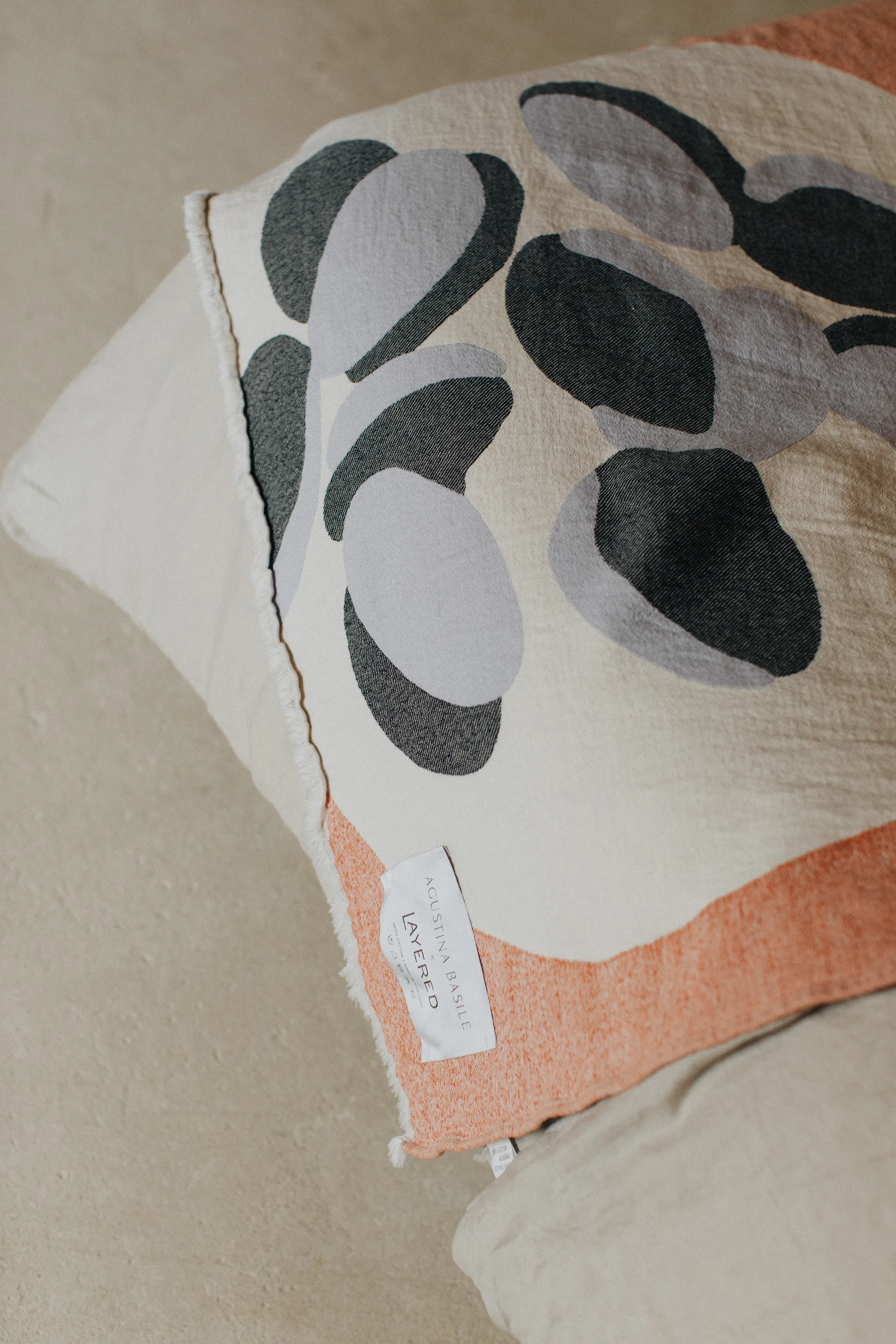 Boqueron bomullspledd 130 x 220 cm, Rød Layered