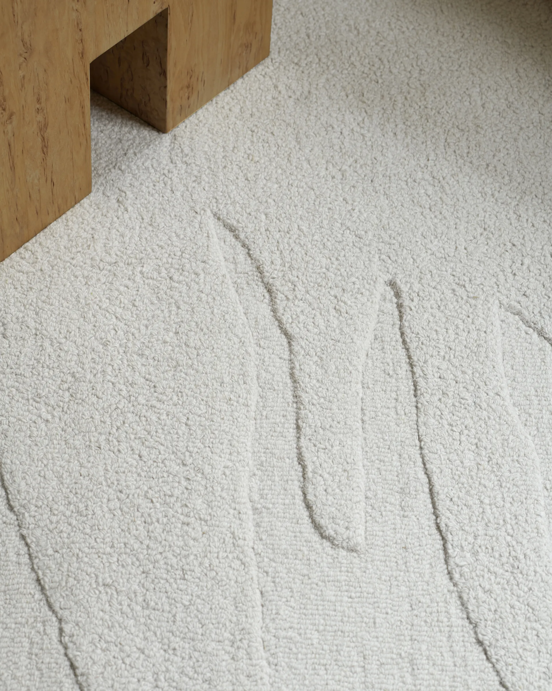Nami ullteppe, Bone White, 180 x 270 cm Layered