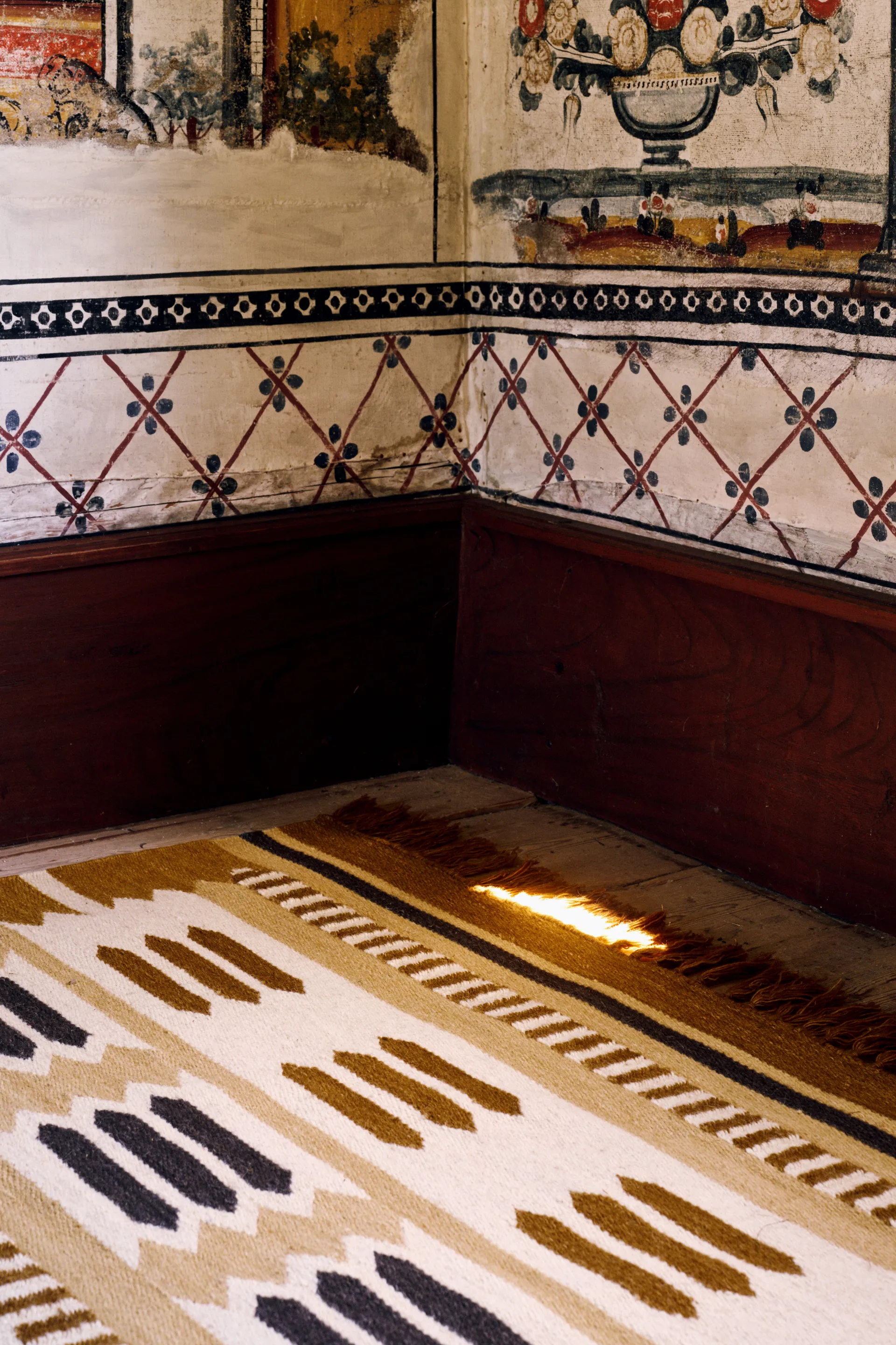 Röllakan Hilma ullteppe, Marigold, 250x350 cm Layered