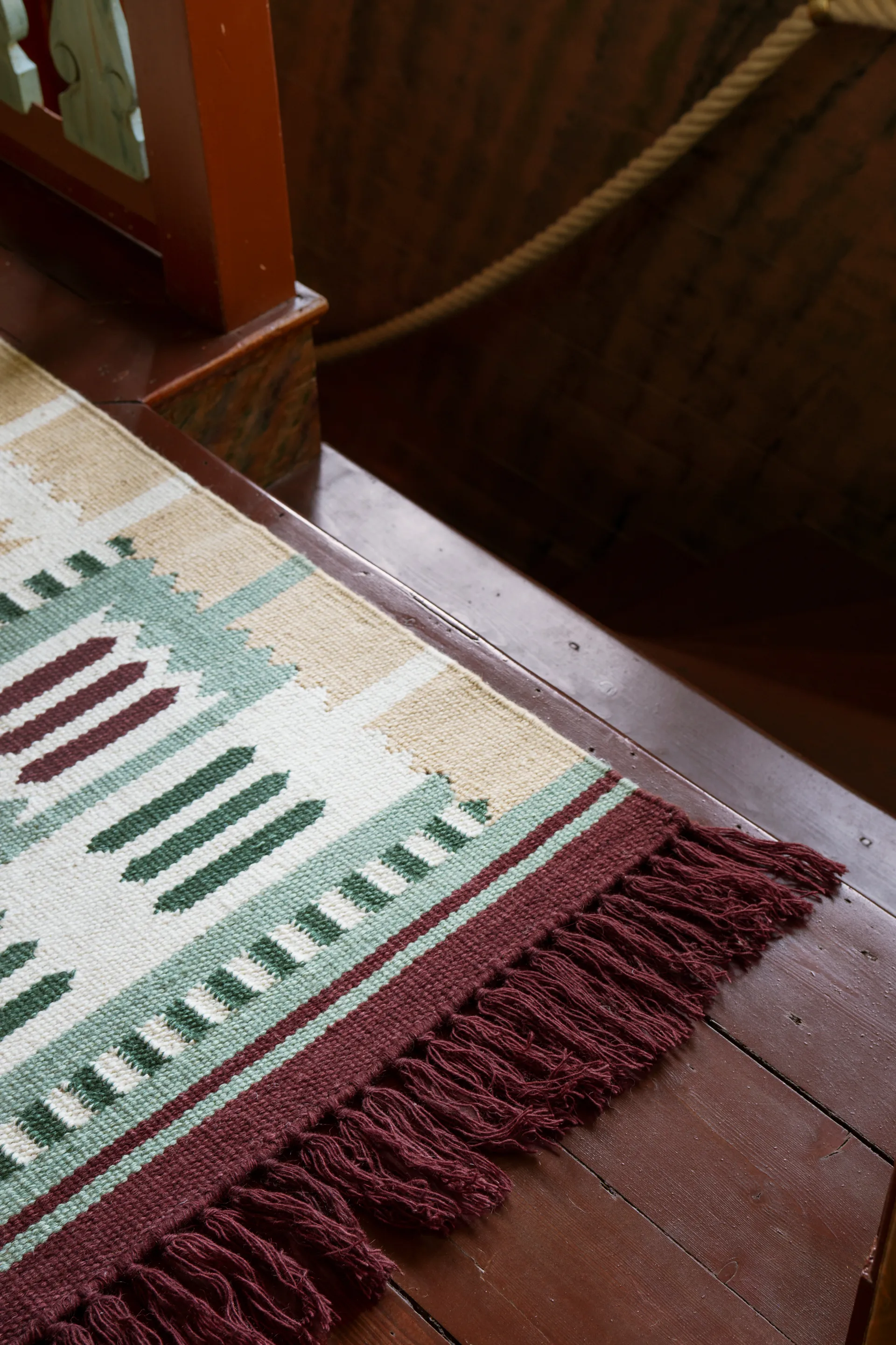 Röllakan Hilma ullteppe, Primrose, 140x200 cm Layered