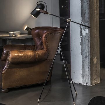 Carronade gulvlampe - svart/valnøtt, leselampe, alu./messing - Le Klint