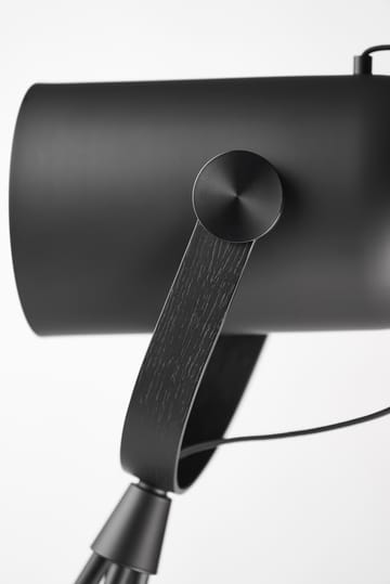 Carronade II gulvlampe - Svart-svart eik - Le Klint