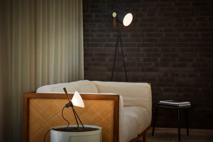 Spot vegg/bordlampe, Black-smoked oak Le Klint