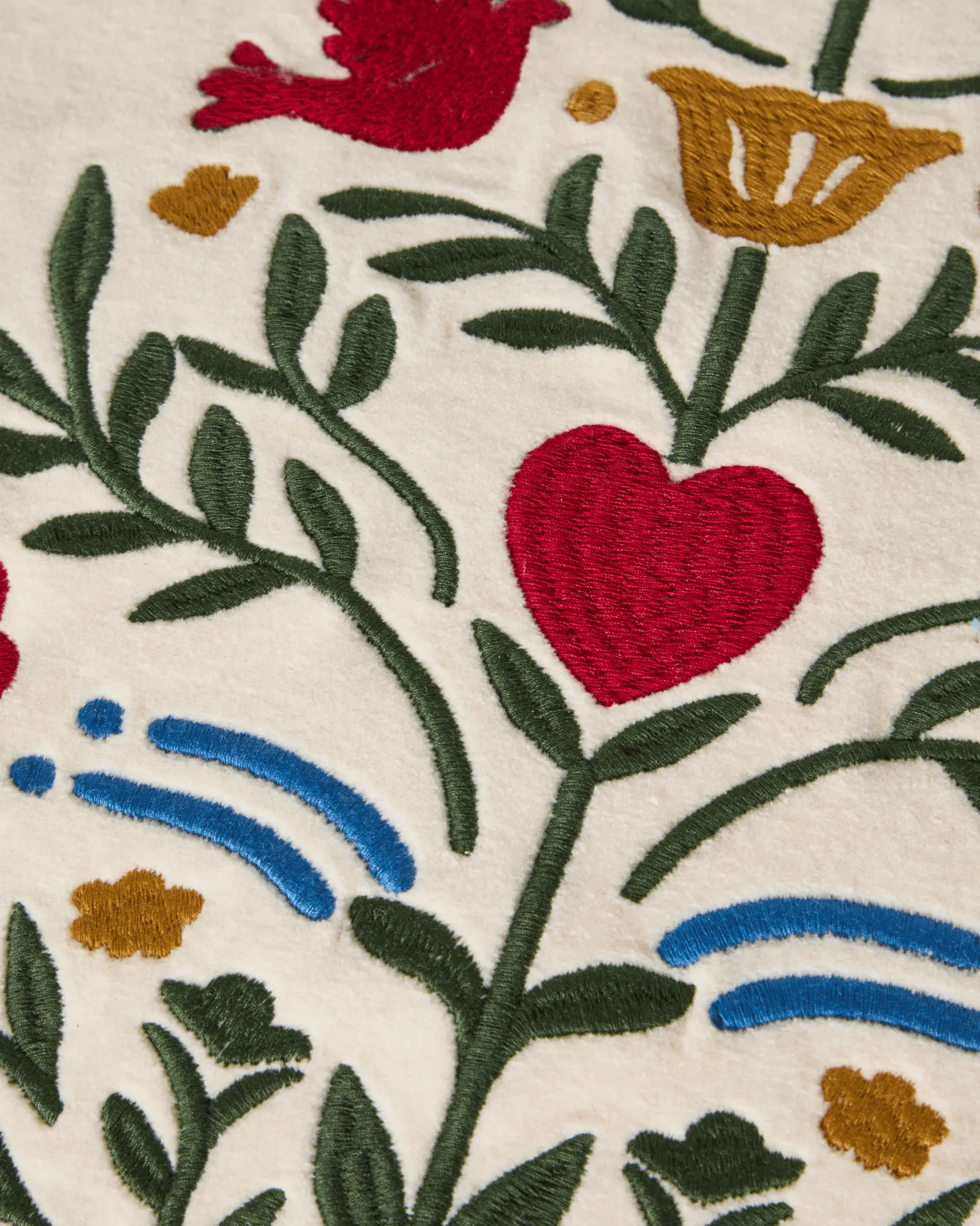 Christmas Tree velvet putetrekk, Light beige-multi, 50x50 cm Lexington