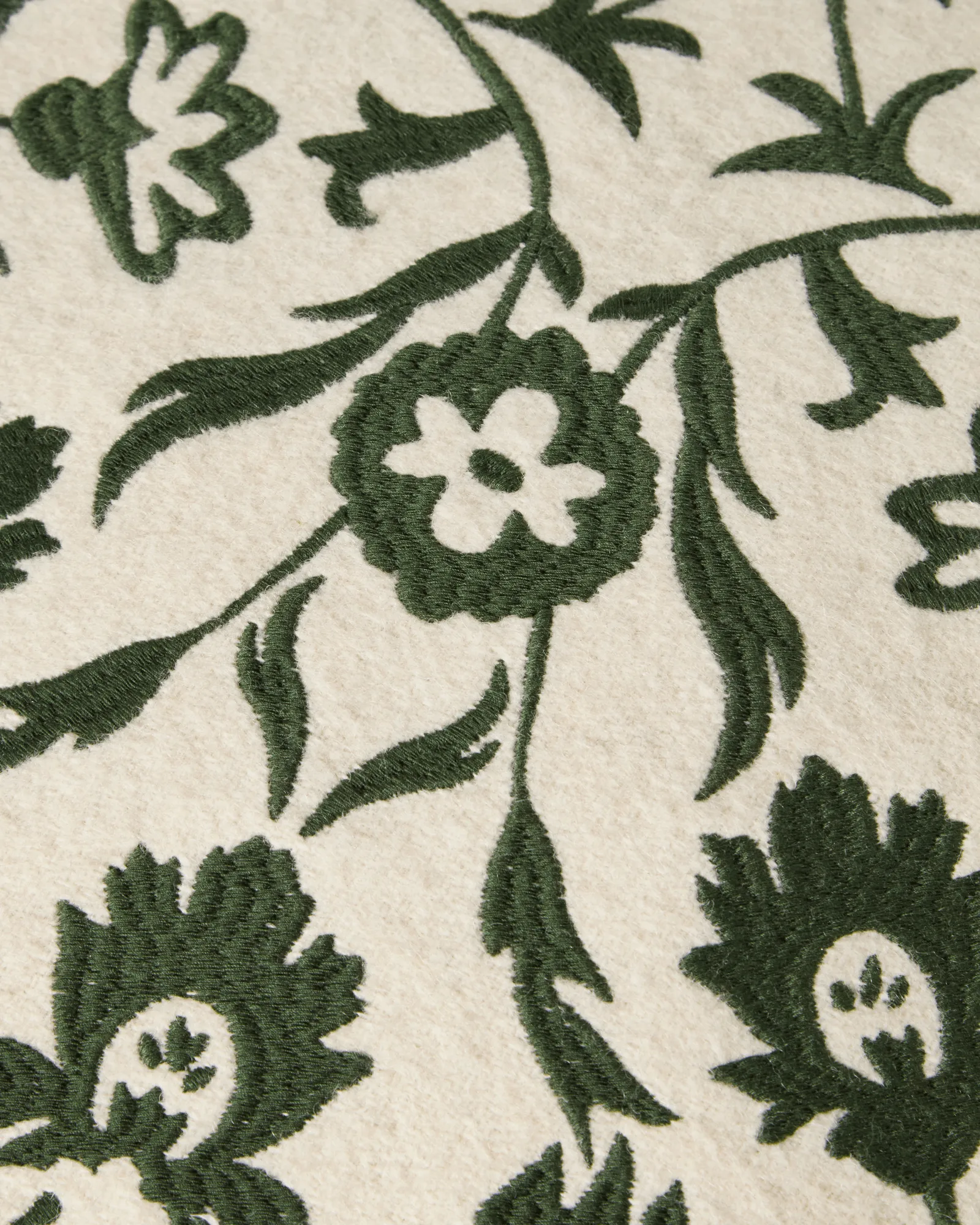 Flower Embroidered Wool Mix putetrekk 50x50, Light beige-green Lexington