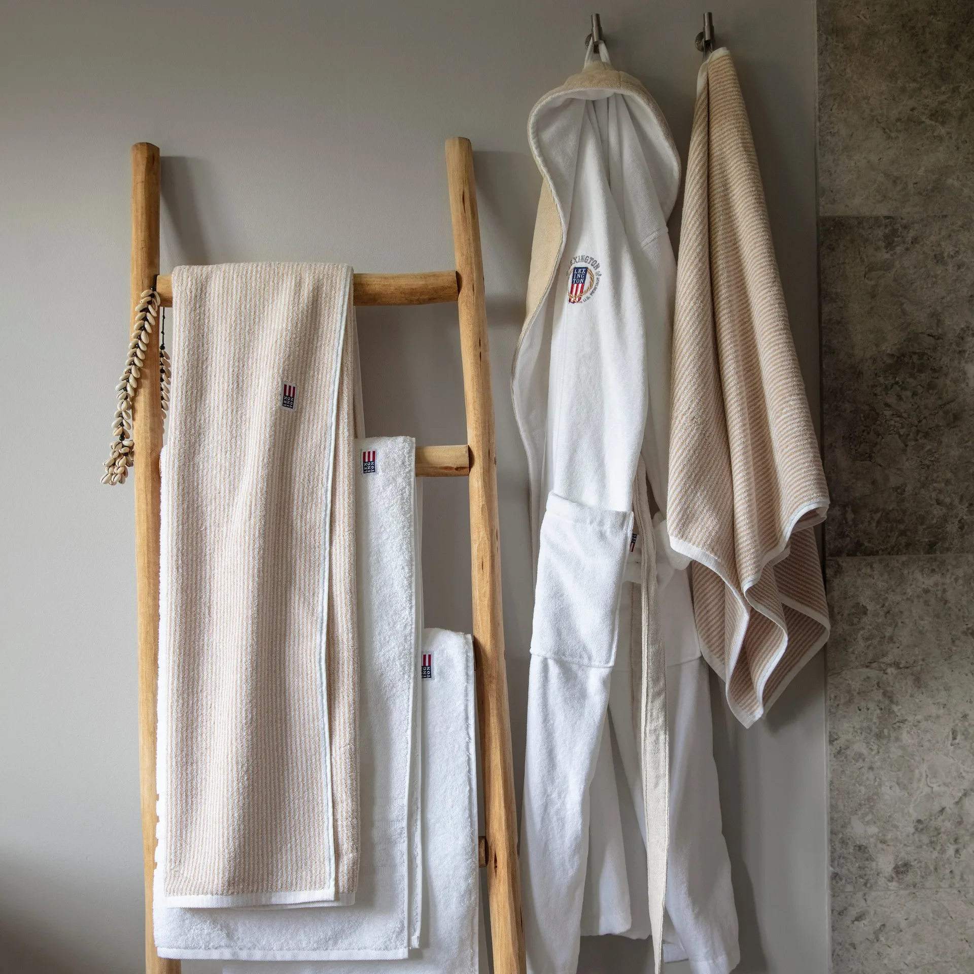 Icons Original Striped håndkle 100x150 cm, White-tan Lexington