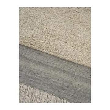 Humble Act ullteppe 140 x 200 cm - Ivory - Linie Design