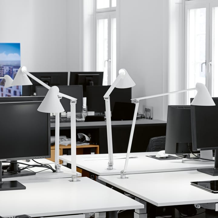 NJP bordlampe stift Ø10 mm, Hvit Louis Poulsen