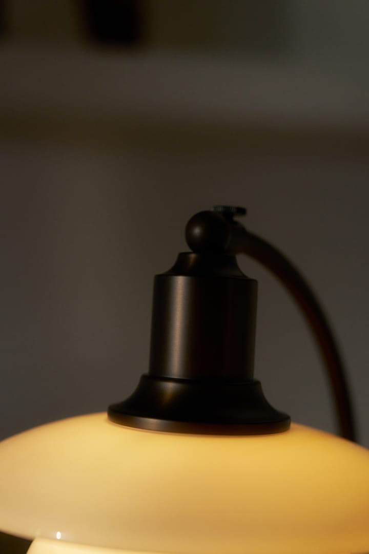 PH 2/2 Luna bordlampe, Aged brass-opalglass Louis Poulsen