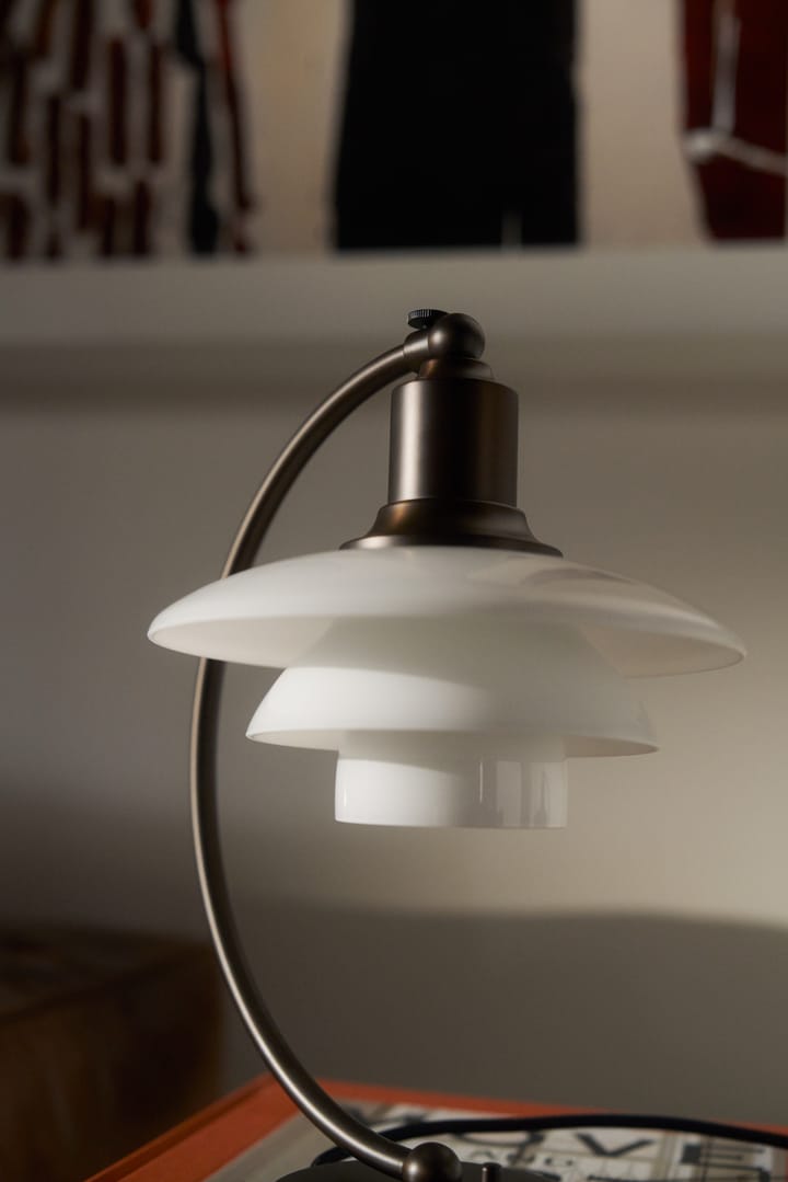 PH 2/2 Luna bordlampe, Aged brass-opalglass Louis Poulsen