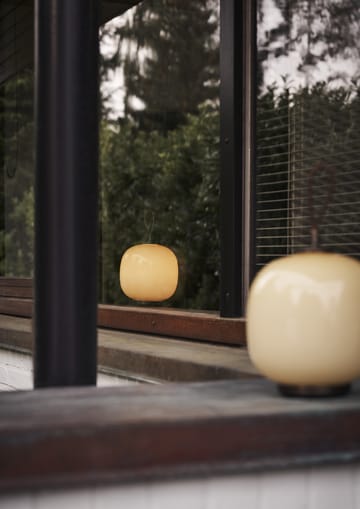 VL45 Radiohus bærbar lampe Ø17,5 cm - undefined - Louis Poulsen