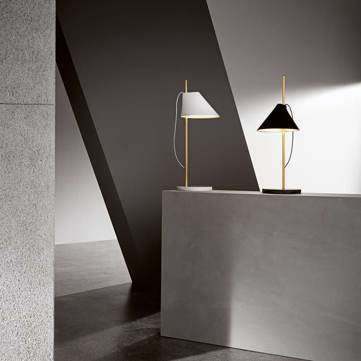 Yuh bordlampe, Svart-messing Louis Poulsen