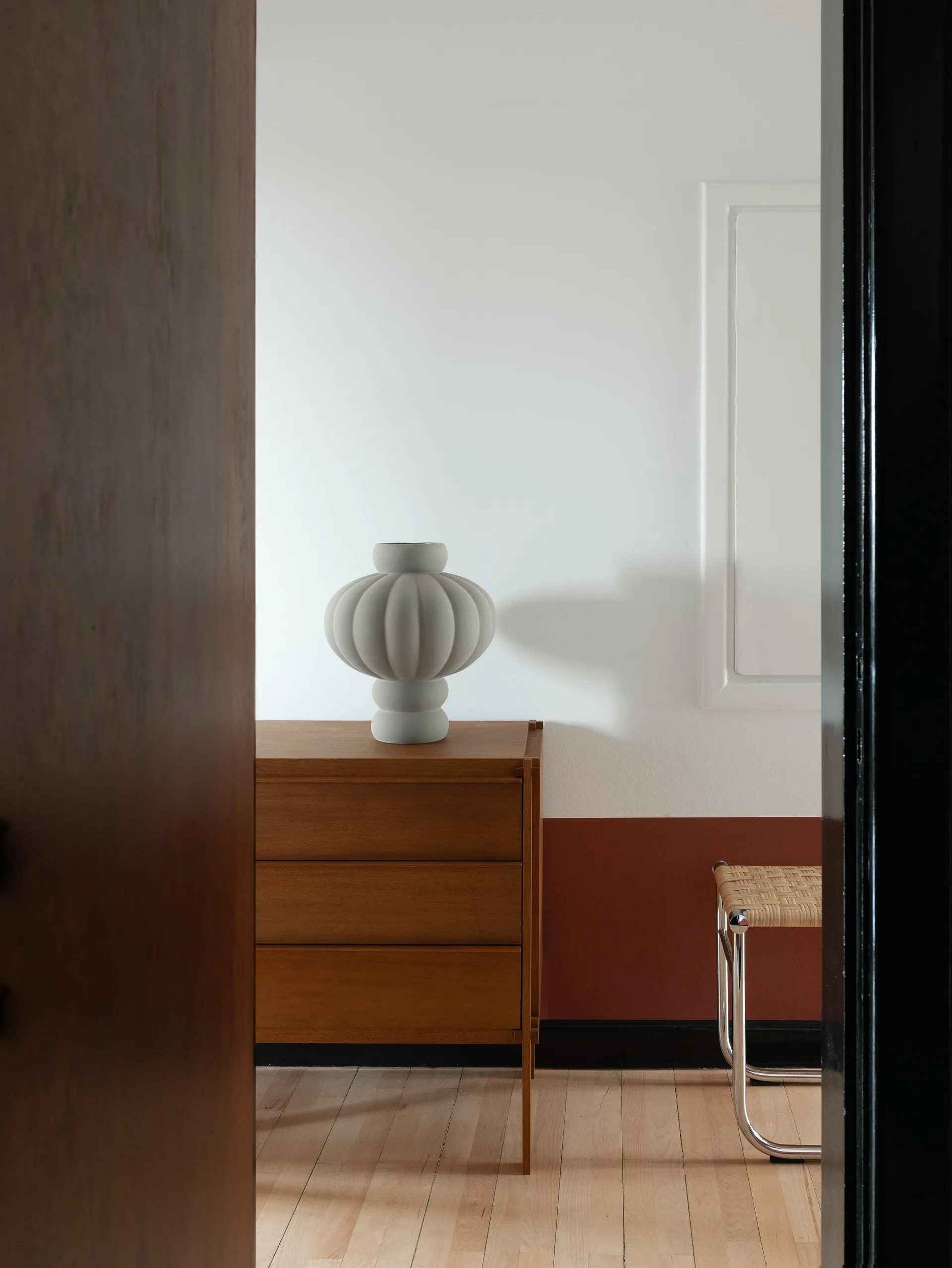 Balloon vase 40 cm, Sanded Grey Louise Roe