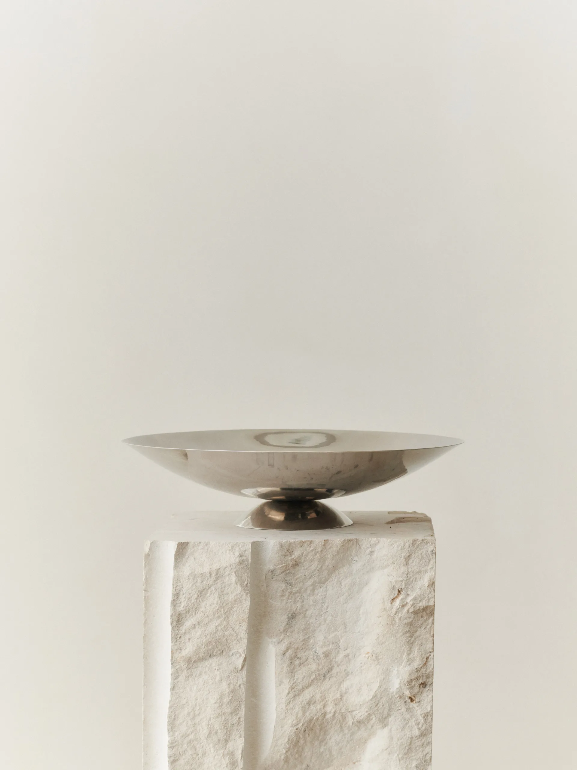 Metal Grape brikke Ø36 cm, Rustfritt stål Louise Roe