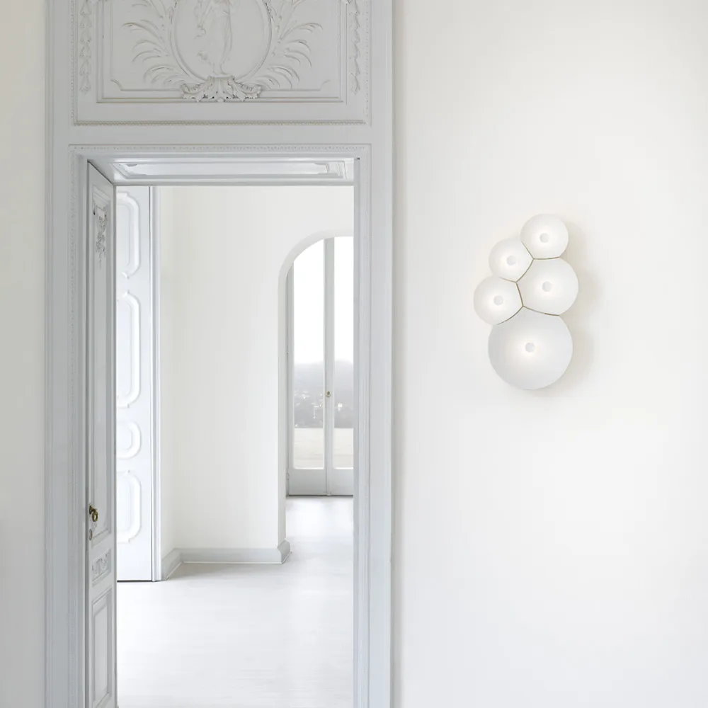 Bulbullia vegglampe, hvit Luceplan