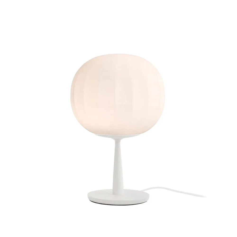 Lita bordlampe, ø 18 cm, hvitt stativ Luceplan
