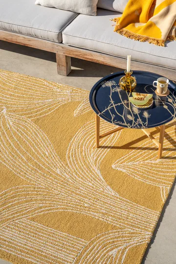 Kukat puhkeavat teppe outdoor - Straw, 200x280 cm - Marimekko