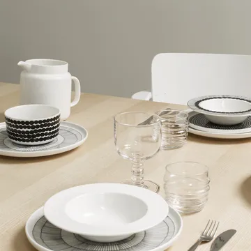 Siirtolapuutarha tallerken Ø 25 cm, 6-pk sort-hvit - Marimekko