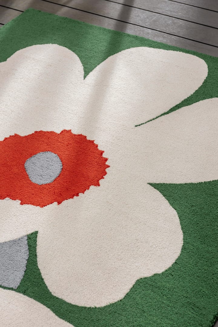 Unikko 60-årsjubileum tuftet plastteppe, 200x280 cm Marimekko