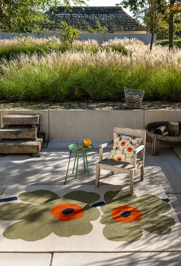 Unikko anniversary teppe outdoor - Dusty green, 200x280 cm - Marimekko
