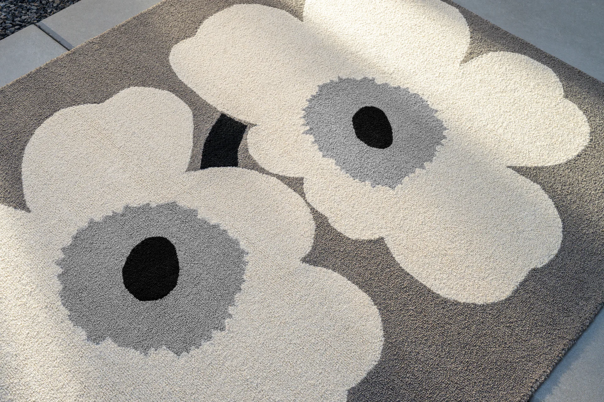 Unikko anniversary teppe outdoor, Grey, 160x230 cm Marimekko