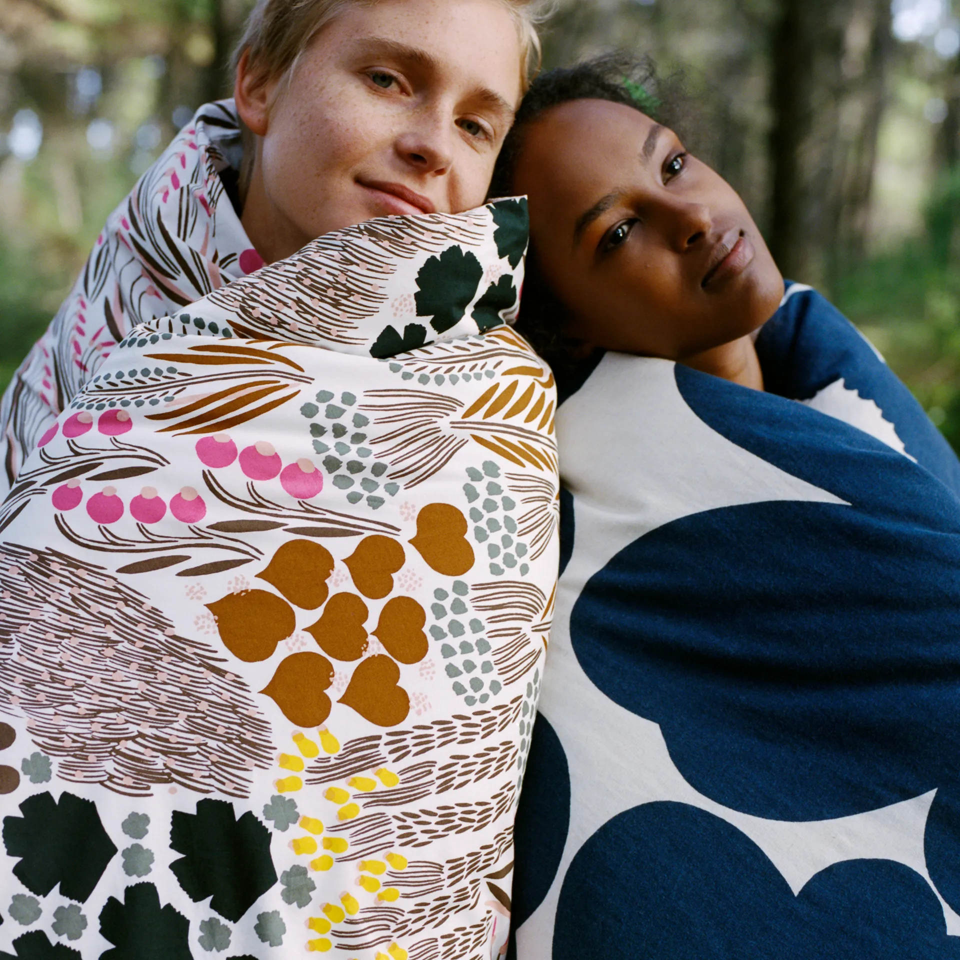 Unikko dynetrekk bomull-lin 150x210 cm, Naturhvit-mørkeblå Marimekko